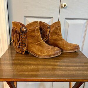 Sam Edelman Sidney Western Fringe Concho Bootie sz 8.5